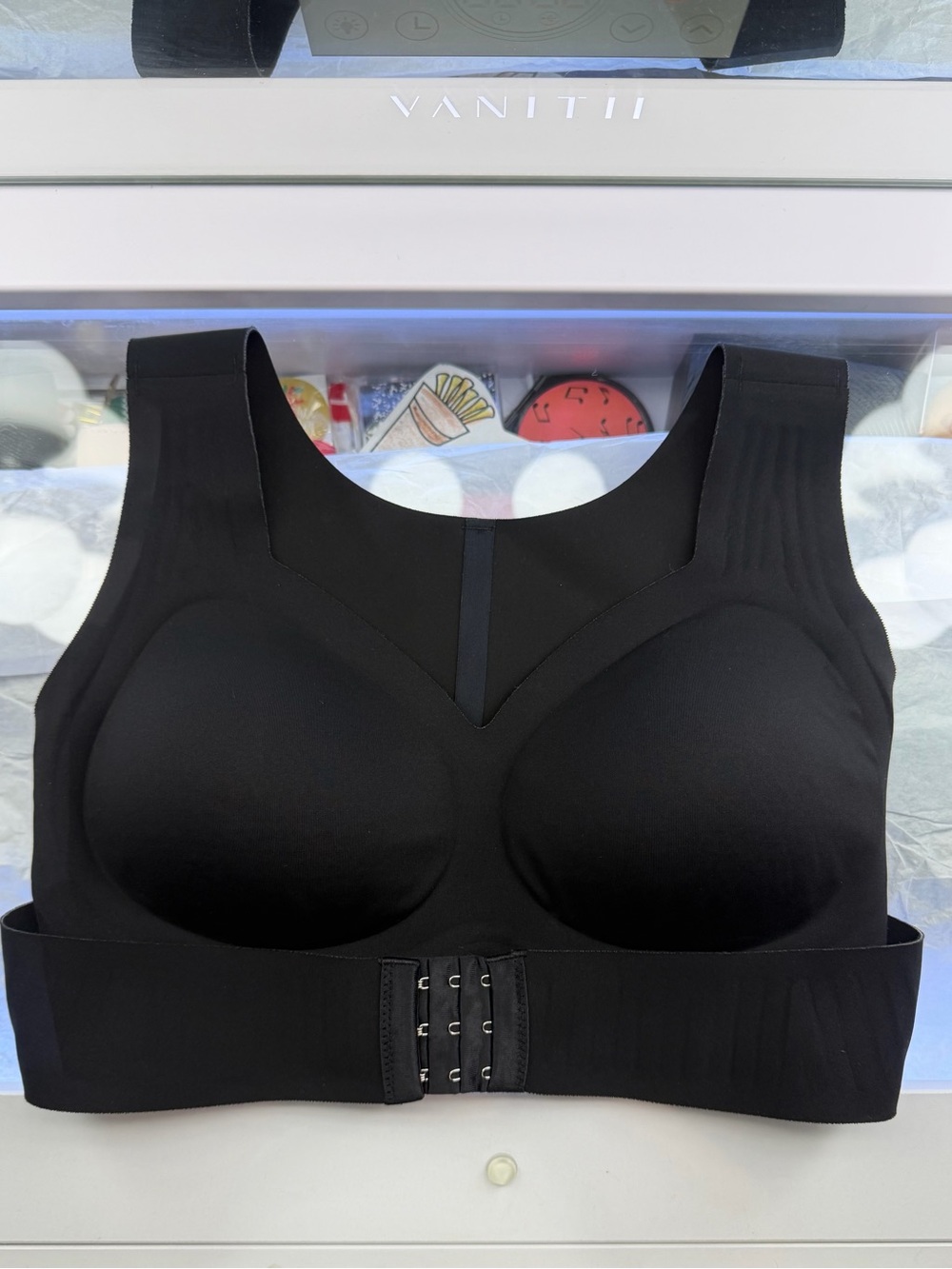 Vanity Black Seamless Full-Coverage Support Bra